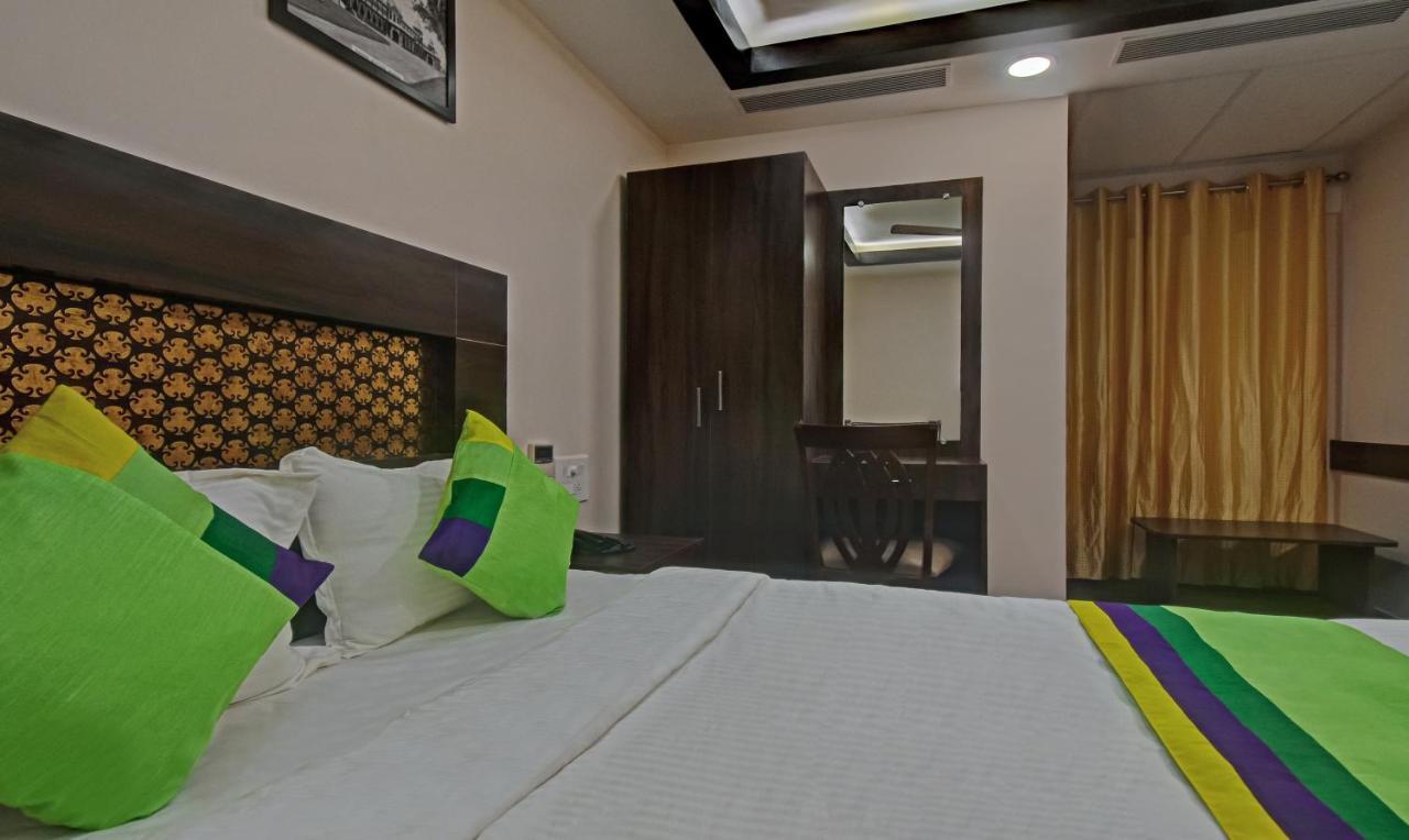 Treebo Trend Palm Tree Hotel Chennai Exterior photo